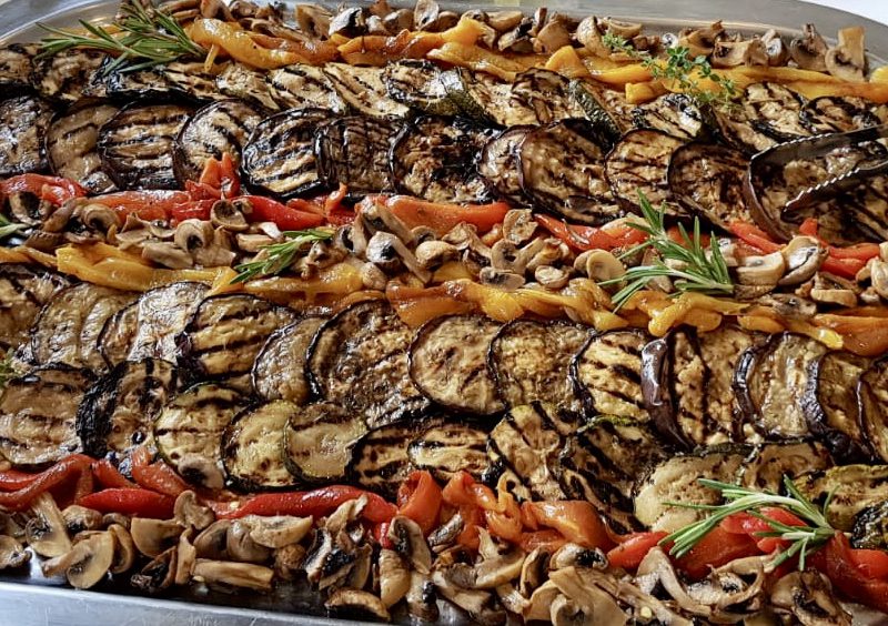 Antipasti Gemüse Buffet Paprika Zucchini Aubergine Champignons Im Restaurant Campus in Ludwigsburg